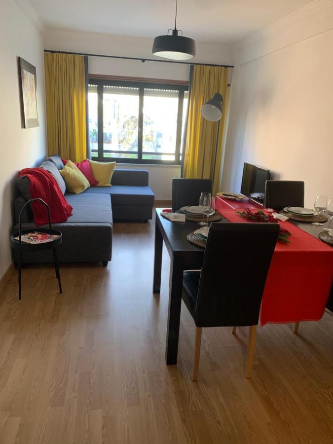 Carcavelos Cozy Lisboa/Cascais/Sintra 5Pax Buitenkant foto